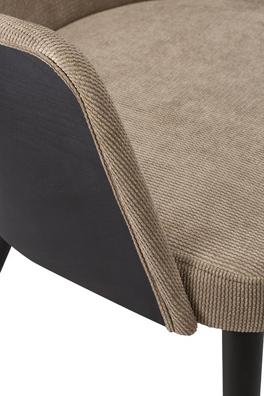 Brune Chair
