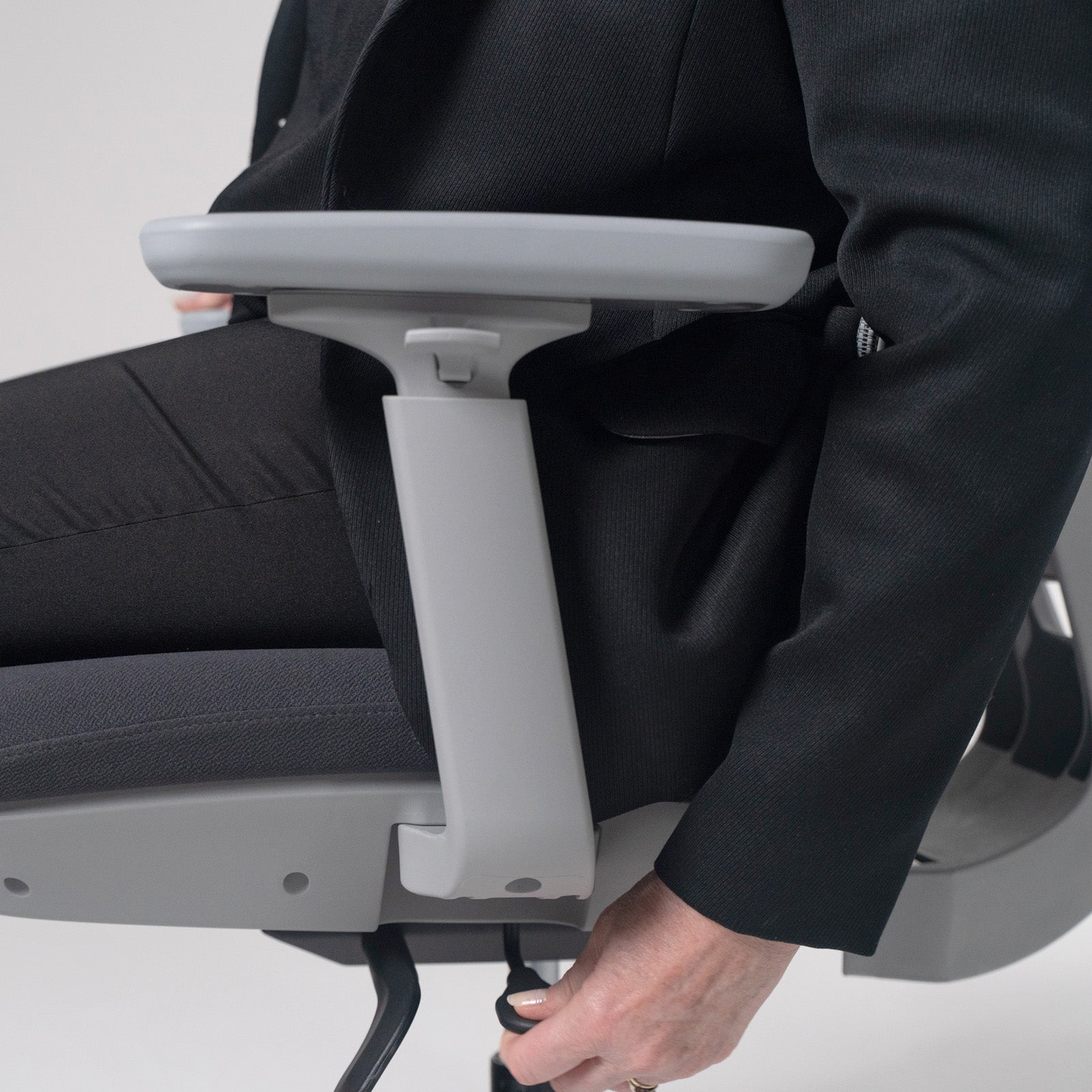 Shelby mesh back operator chair